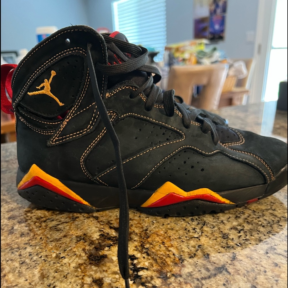 Air Jordan VII